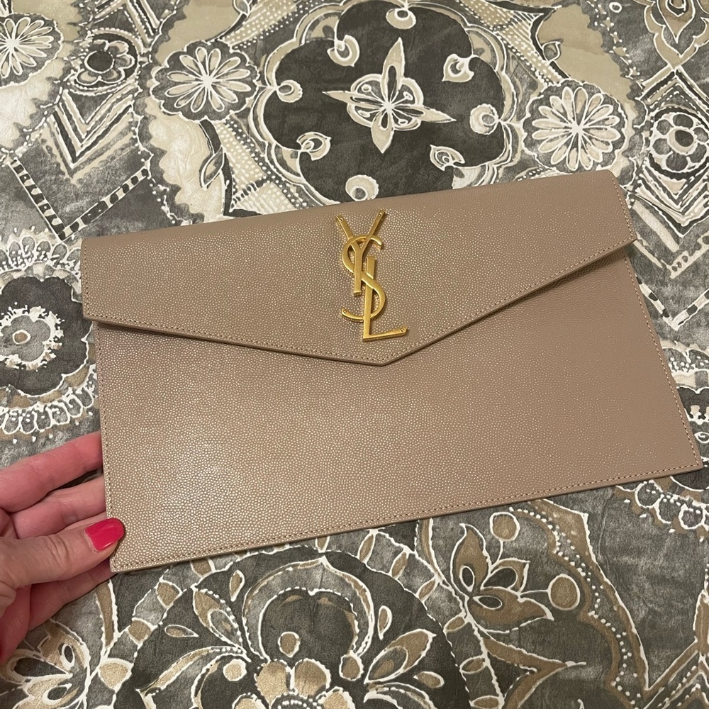 YSL Uptown clutch in Beige